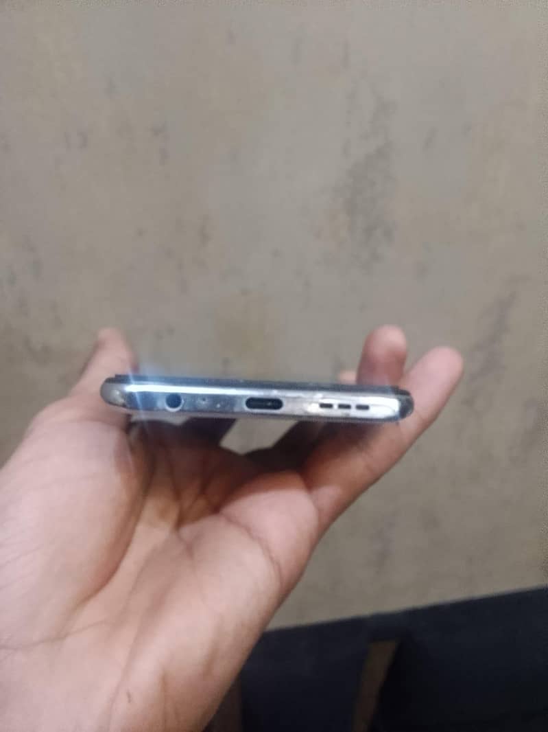 9/10 good condition 4