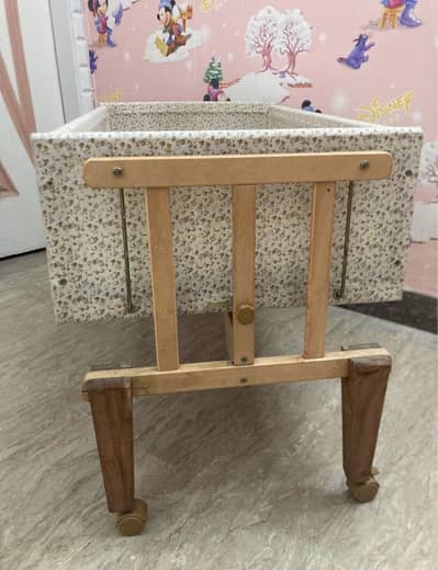 Baby 2 in 1 cot + swing