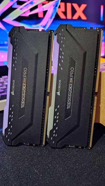 Corsair ddr4 16gb vengeance pro rgb 3600mhz ram pc memory 8x2 10/10