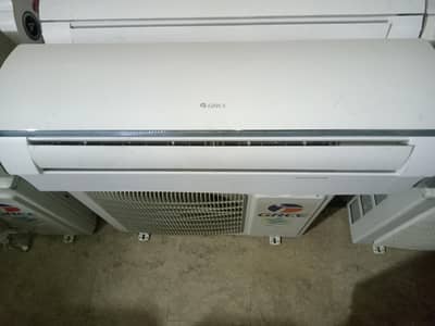 Gree 1 ton d,c inverter fairy series wifi model