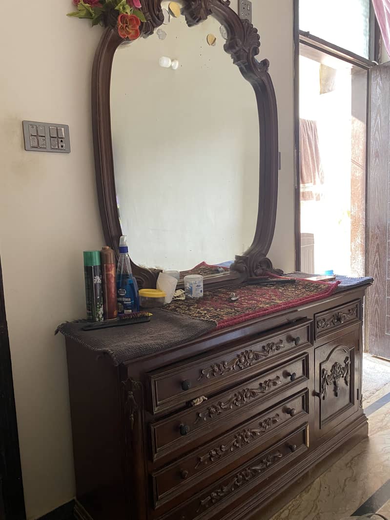 Bed Dressing two side tables 1