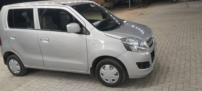 Suzuki wagnor R 2016