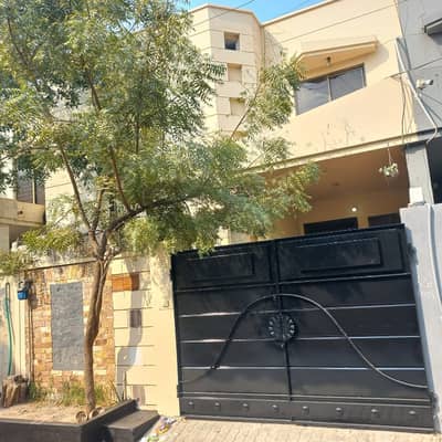 4 Marla Double Storey House For Rent New Model Town MPS Road