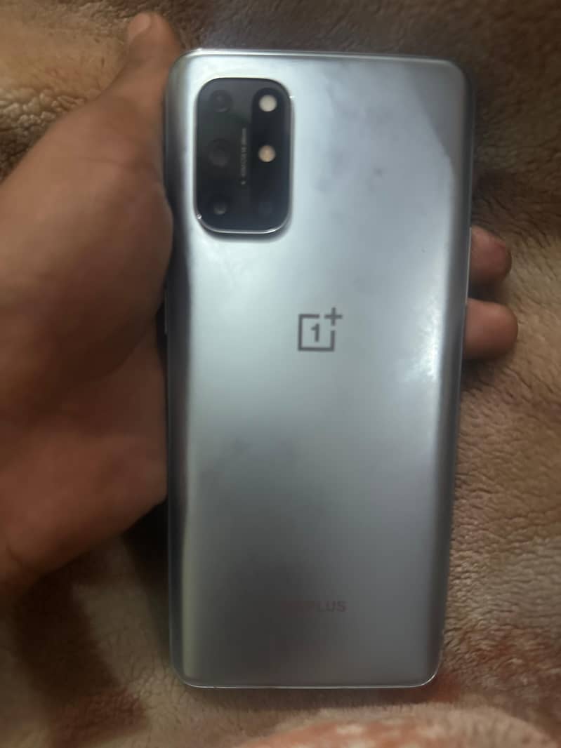 one plus 8t 1