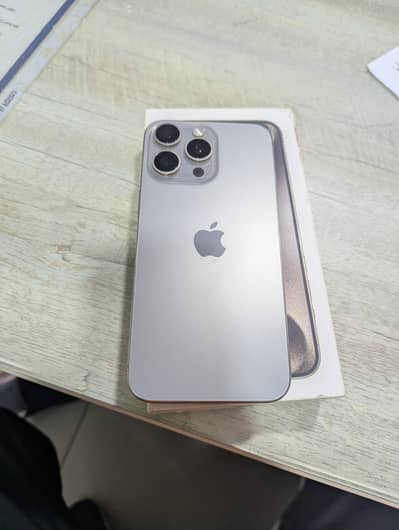 iphone 15 pro max 256gb 10/10 office pta approved lla model