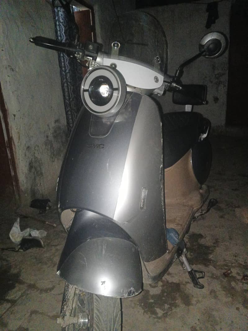scooty 4