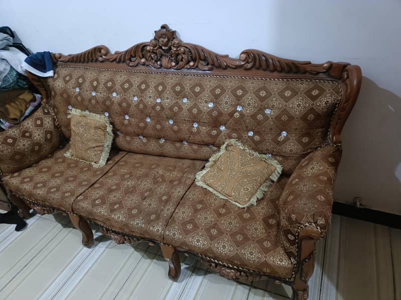 Bed with side table and sofa 3