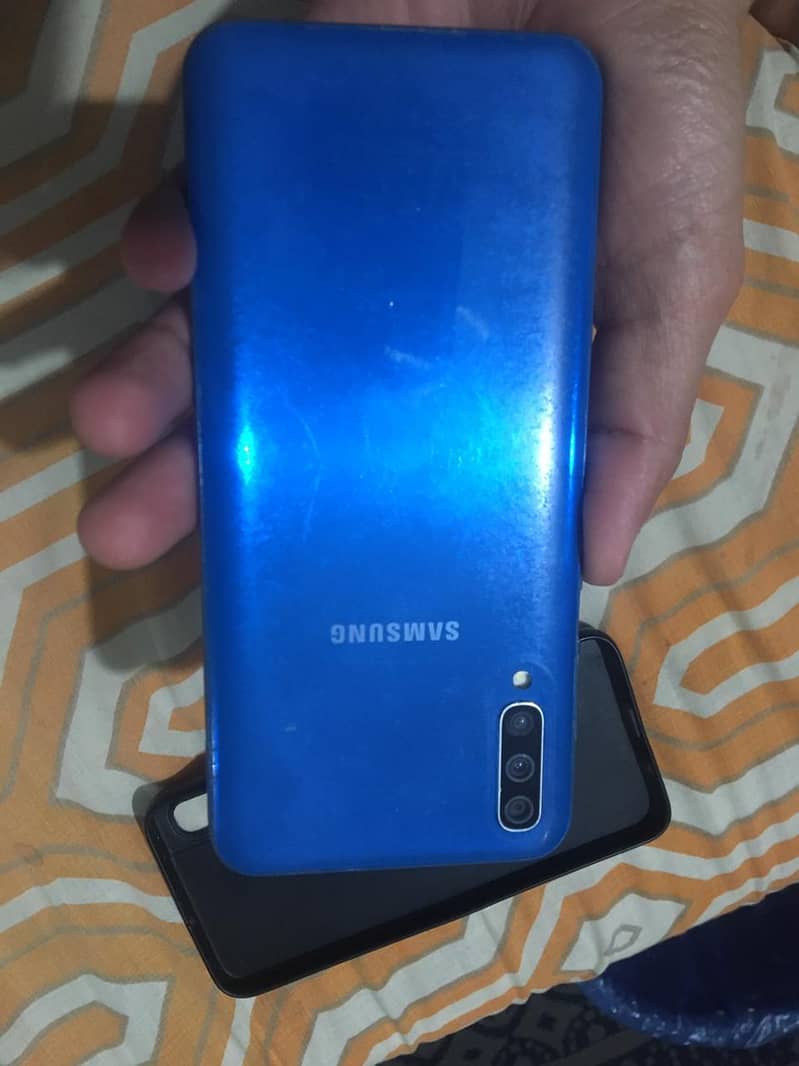 Samsung a50 5