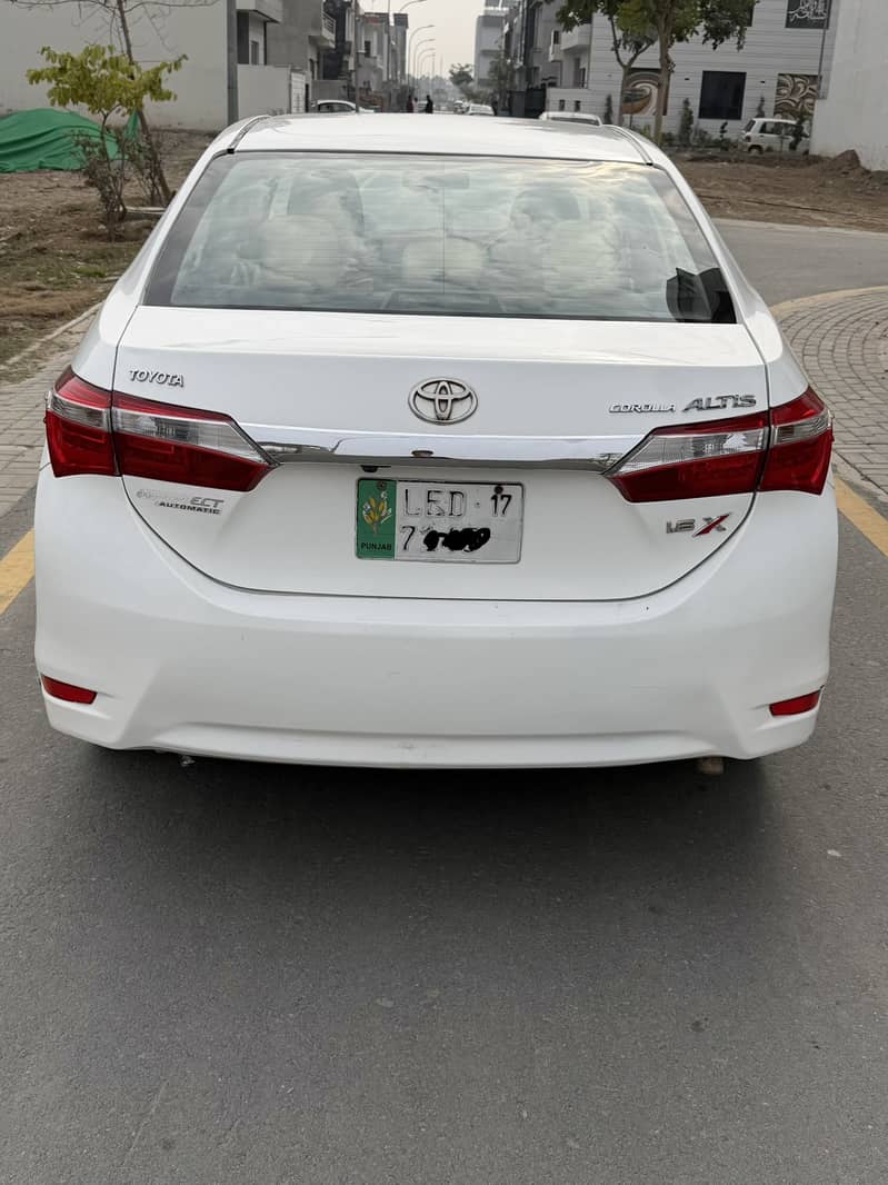 Corolla Altis 2017 automatic 3
