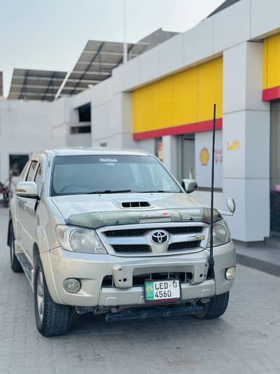 Vigo 2009/13 Thai import electric seats& cruise control home used