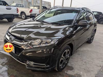 Honda vezel 2015 model