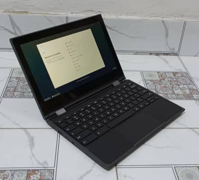 Lenovo Chromebook Touch Screen 4GB DDR4 RAM