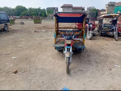 chaingchi rickshaw for sale location lahore urgent sale