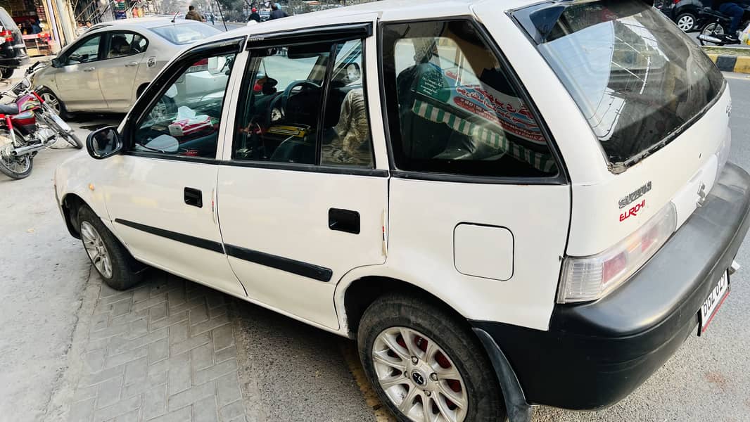 Suzuki cultus 3