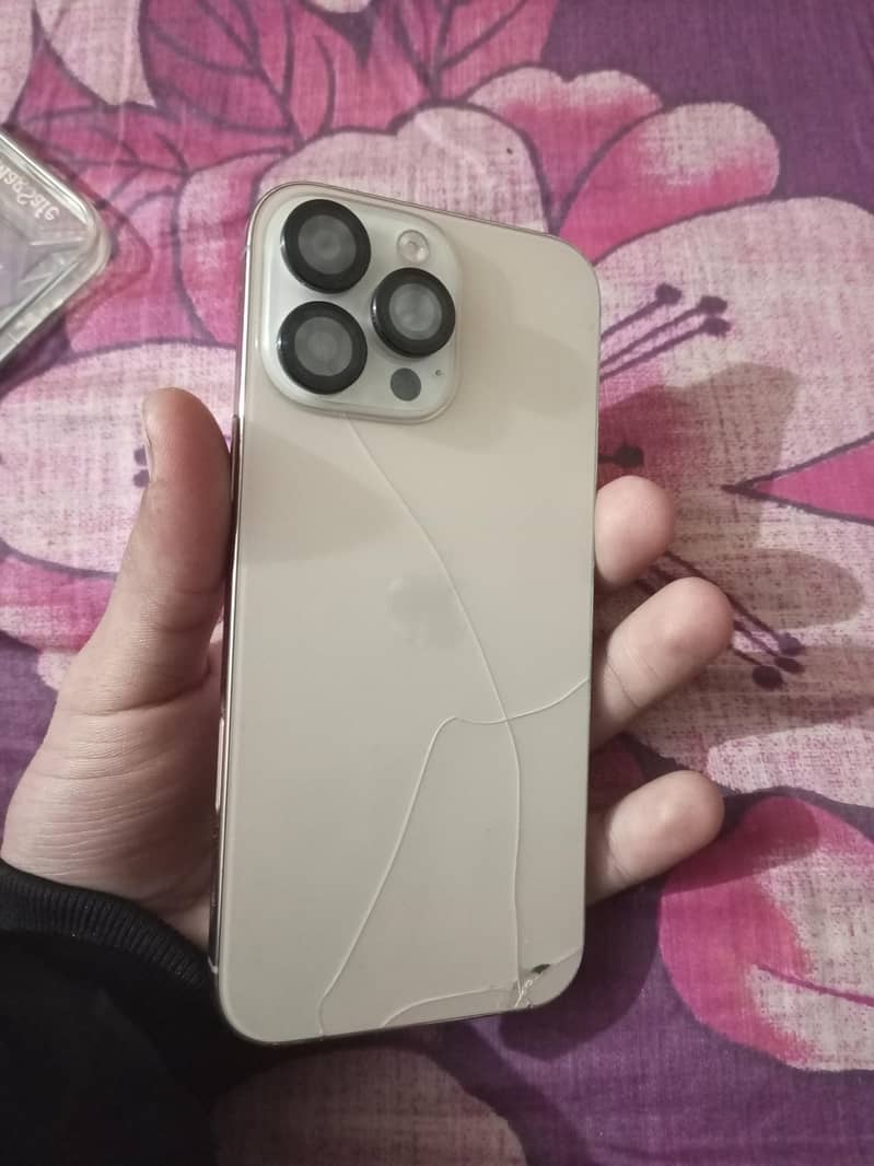 iphone 16 pro max american 0