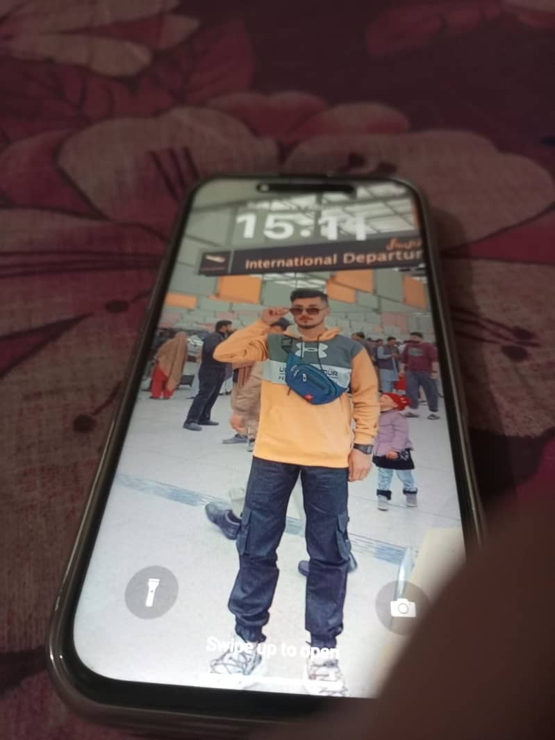 iphone 16 pro max american 5