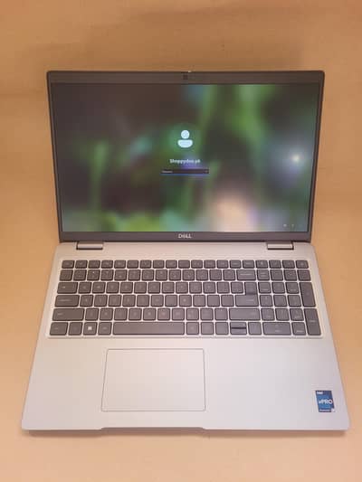 Dell Latitude 5540 Core i7-13th Gen 16gb ram 256gb Nvme 10/10