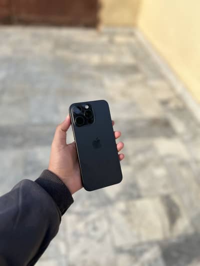 15 pro max factory unlock sim working 92 health all ok set