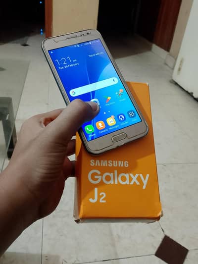 Samsung j2 PTA APPROVED WITH BOX 1GB/8GB