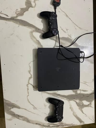 Ps4 slim