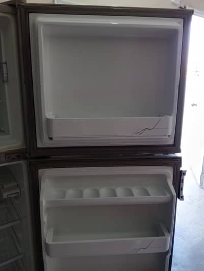 fride and refrigerator