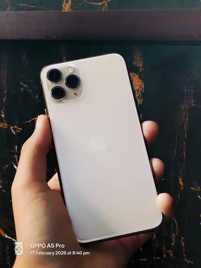 Iphon 11 Pro 64GB lush condition