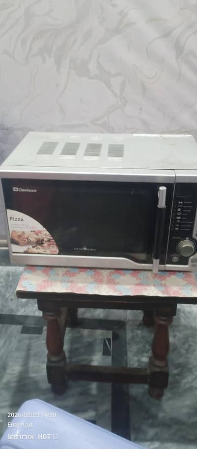 Dawlance Microwave – Non-working / Parts Only