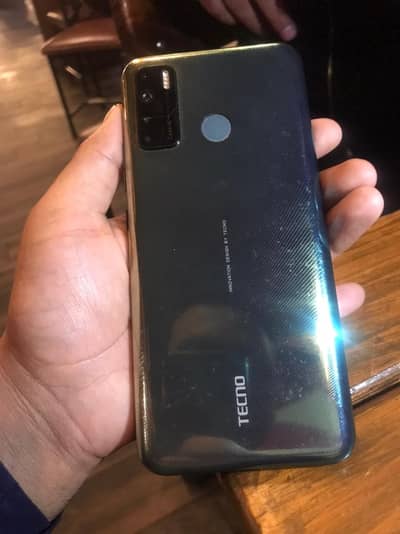 Tecno camon 15