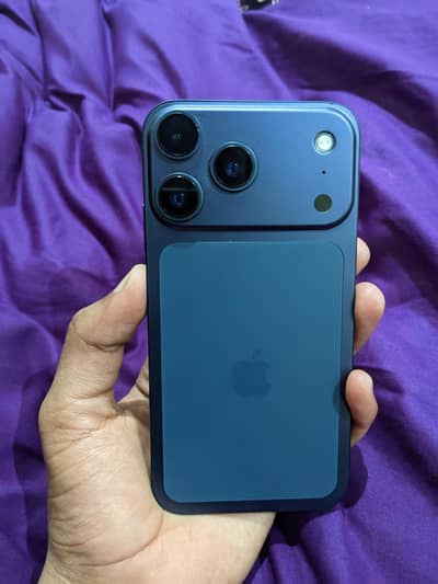 iPhone XR converted 17 pro