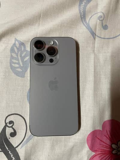 Iphone 15 Pro | 128 GB |