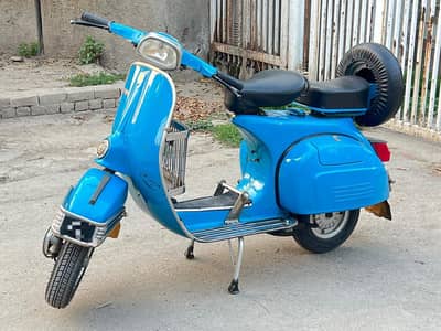 vespa piaggio for its lovers