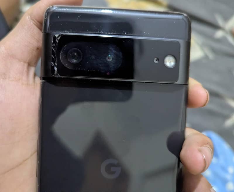 Google Pixel 7 4