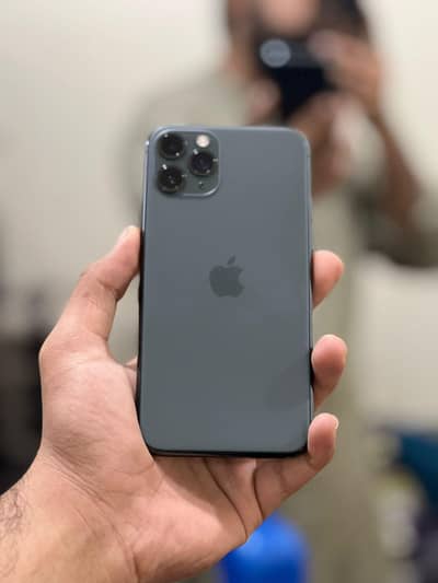 iPhone 11pro 256GB Non PTA Behtreen Set