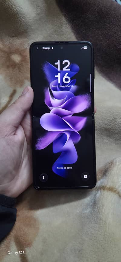 Samsung Mobile Z Flip 3 5G