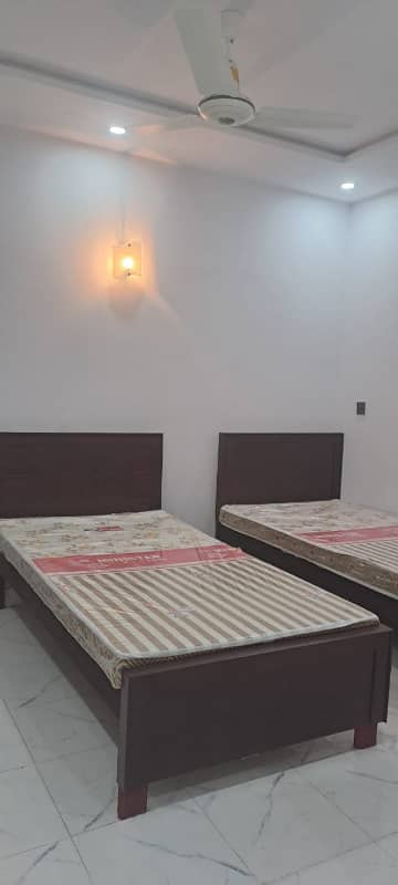Furnished studio Apartment For Rent in Muslim Town