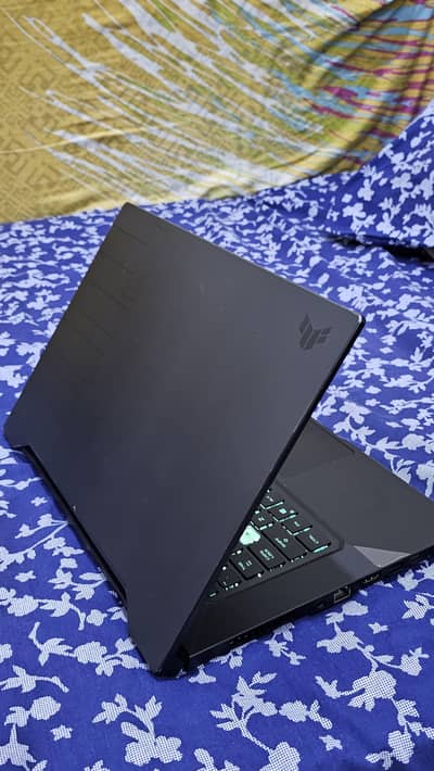 Asus tuf dash f15 Rtx 3070 8gb gaming laptop