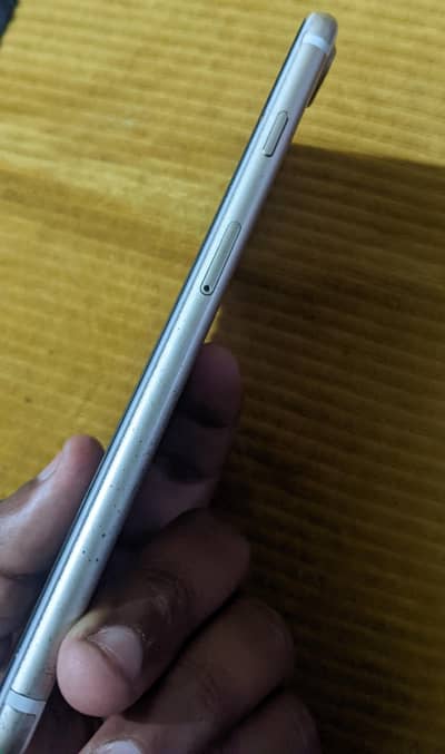 iphone 7plus 128bg pta approved