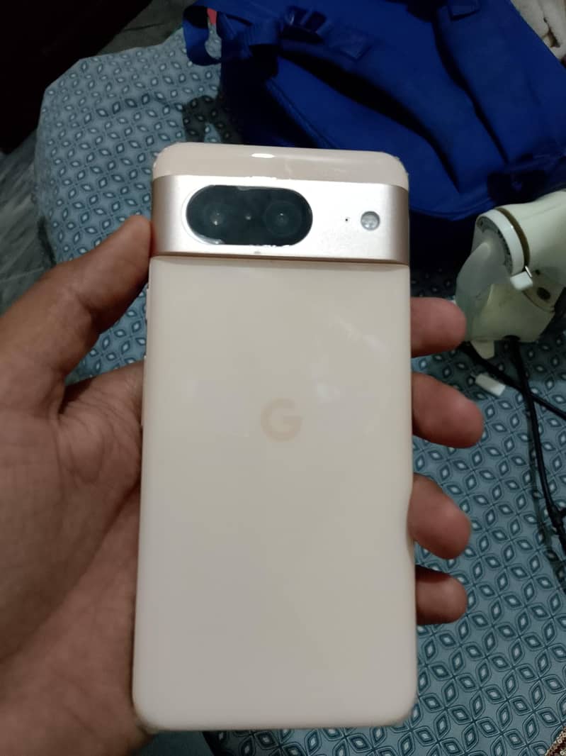 Google pixel 8 1