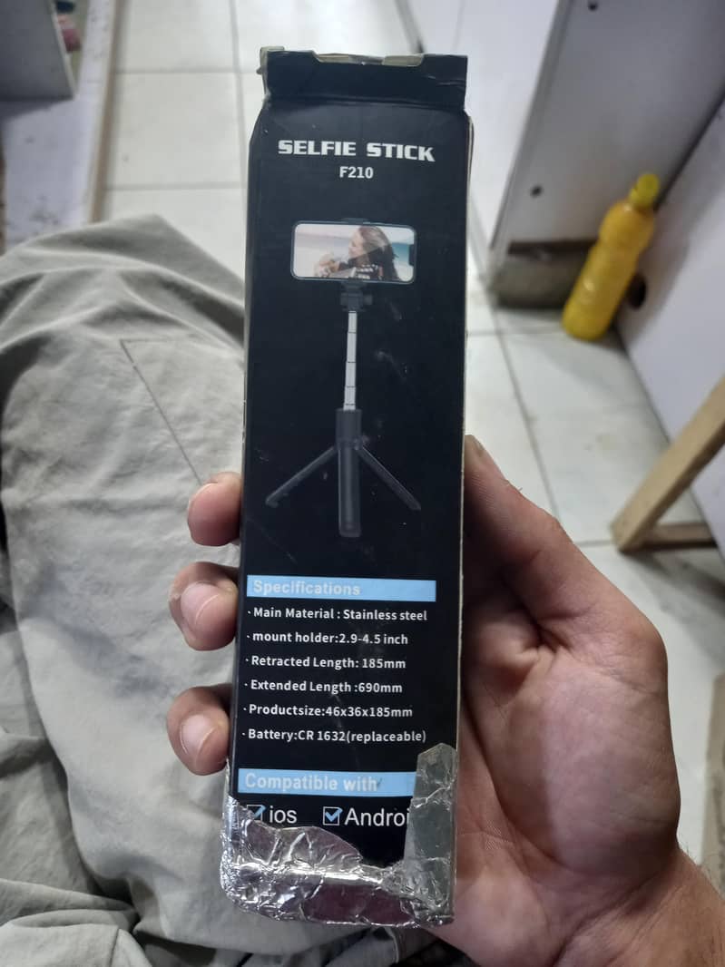 Tripod+selfistick 4