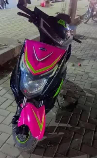 Scooty future azadi