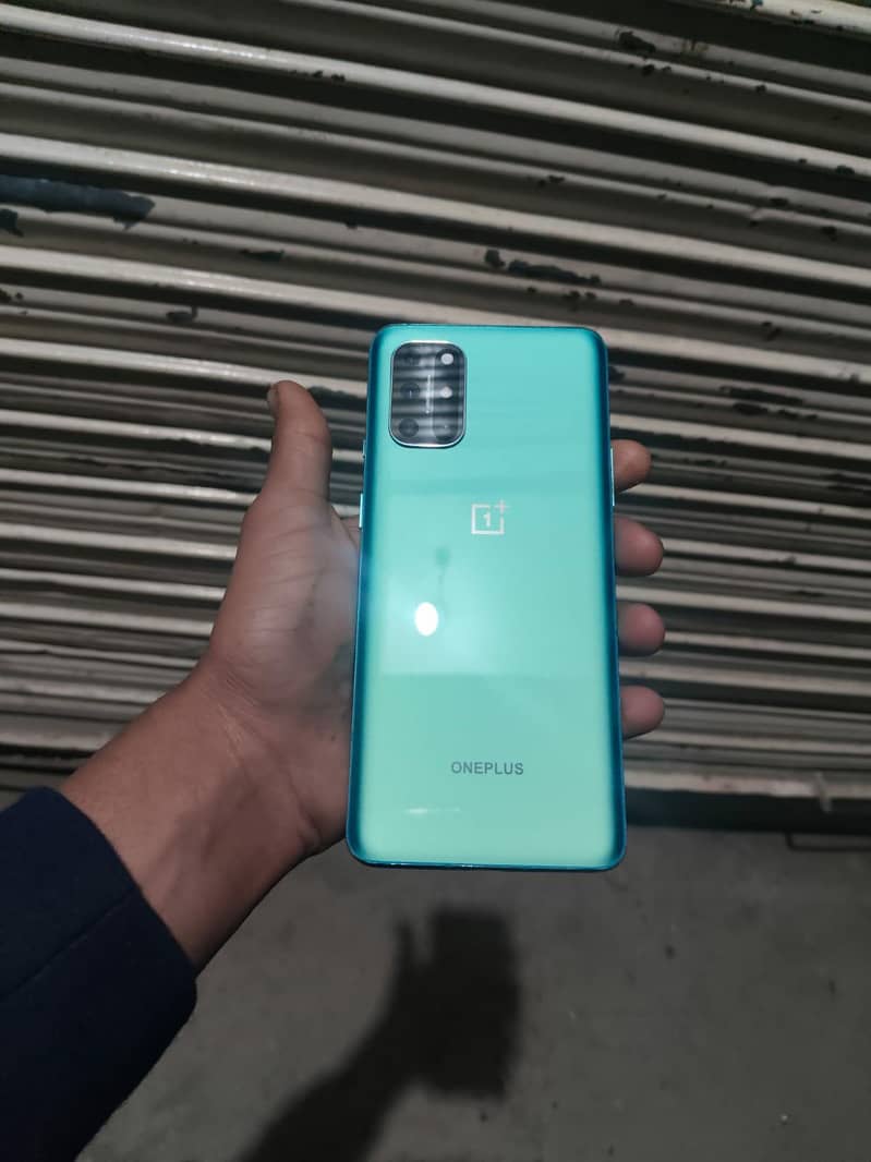 one plus 8t 4