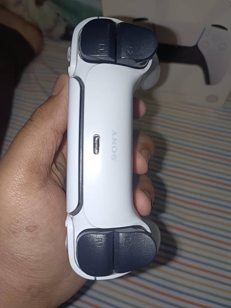 playstation 5 controller 1