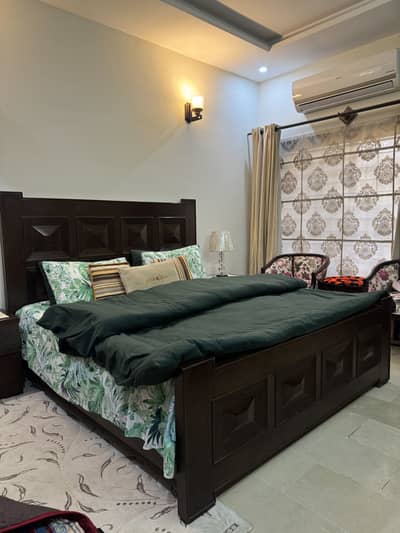 Shesham wood bed set