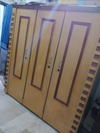 3-Door Cupboard
