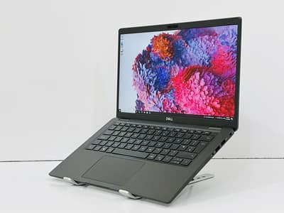 dell 7410 core i7 10th gen - 16gb ram / 256gb ssd - 10/10 Original