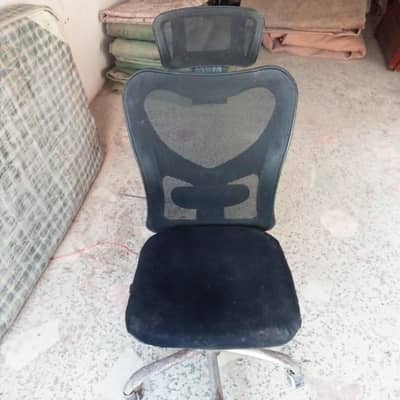 imported office chair in excellent condition