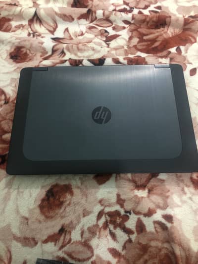HP laptop i7 4gen 8gb/256gb 2gb graphics card install