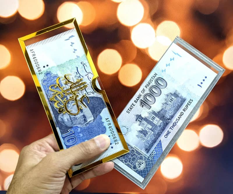 acrylic Eidi envelope 1