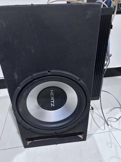 Amplifier, basetube and woofer