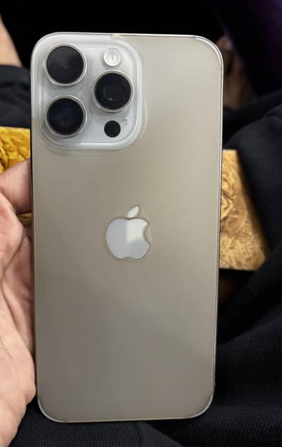 iPhone 15 pro Max jv 256 GB